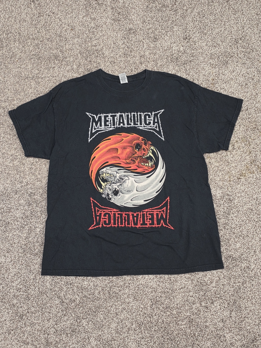 Metallica Black Graphic Band Tee with Red & White Skull Design
